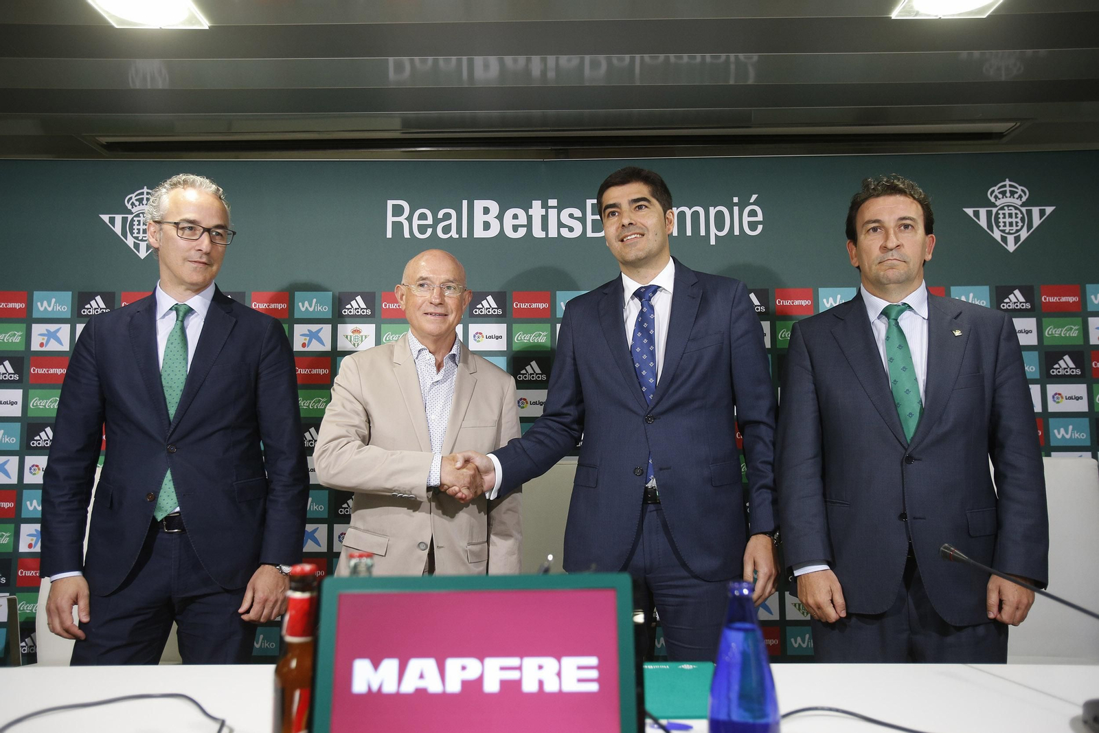 Torrecilla, Serra, Haro y Catalán, en la presentación del balear en 2017.