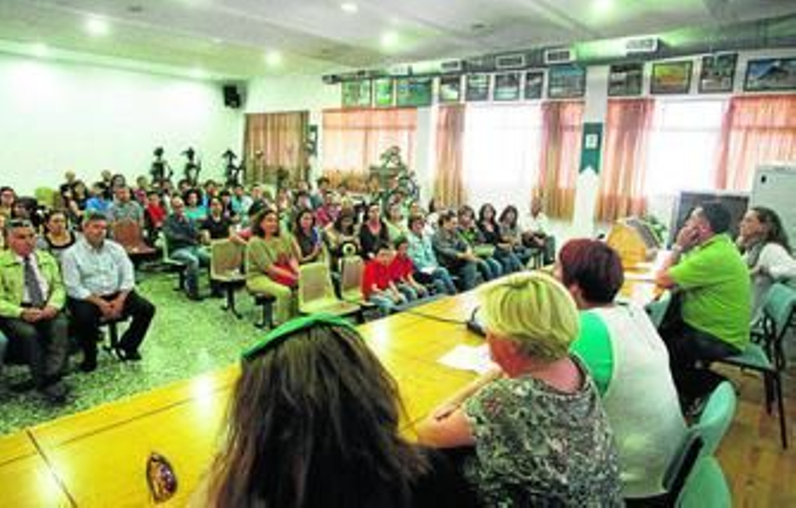 Imagen de la primera asamblea del colectivo Marcha Verde, celebrada ayer.