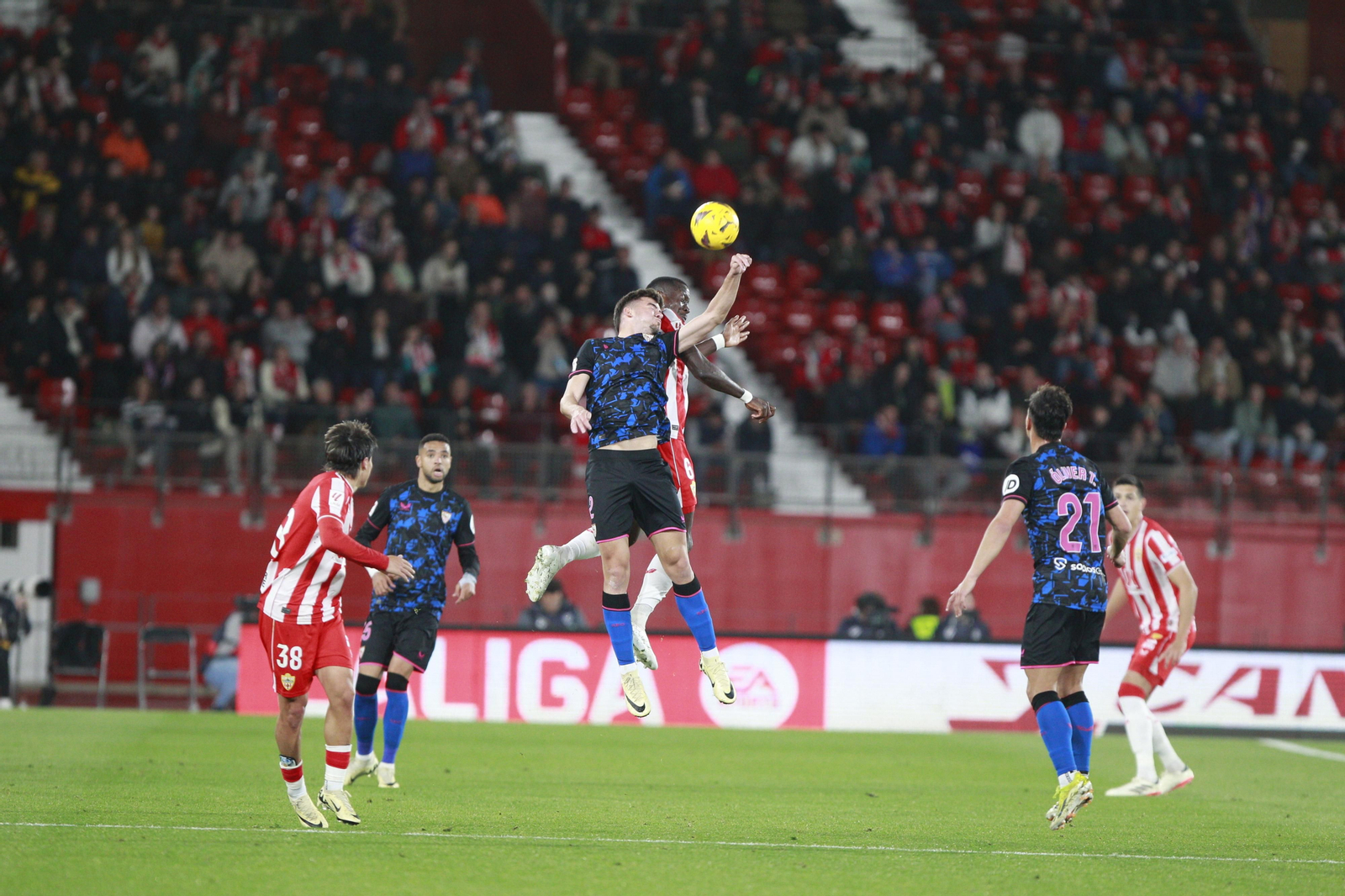 Las mejores imágenes del partido de fúbol U.D. Almería-Sevilla F.C.