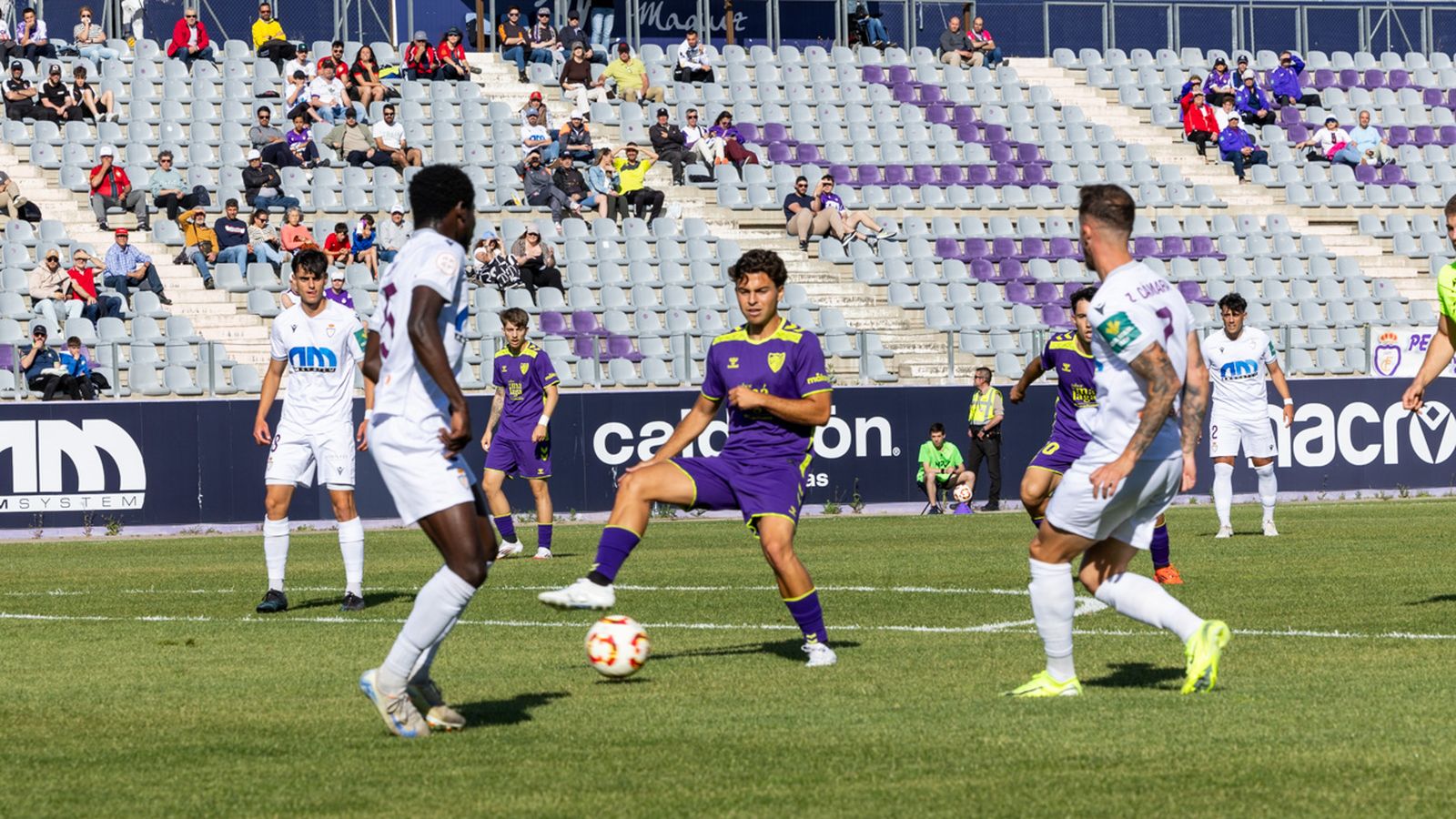 Manolo Herrero alineó a los menos habituales en la última visita del conjunto malagueño.