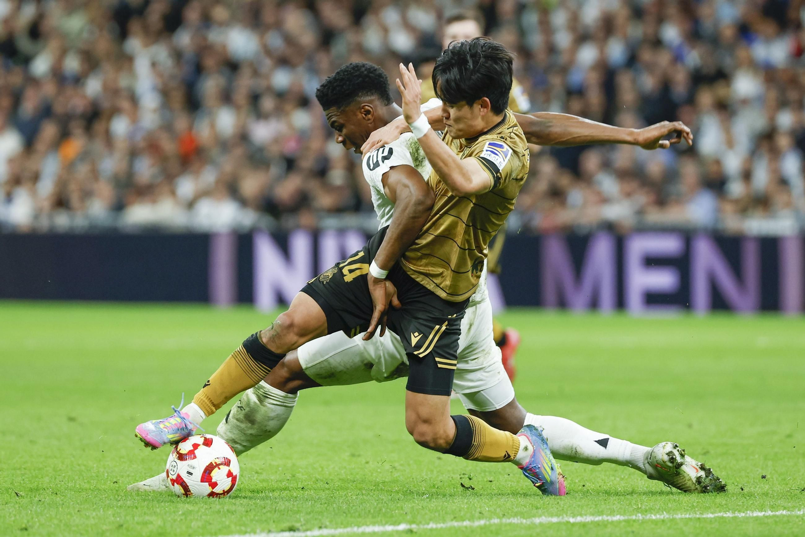 Las fotos del Real Madrid - Real Sociedad camino del Estadio de la Cartuja