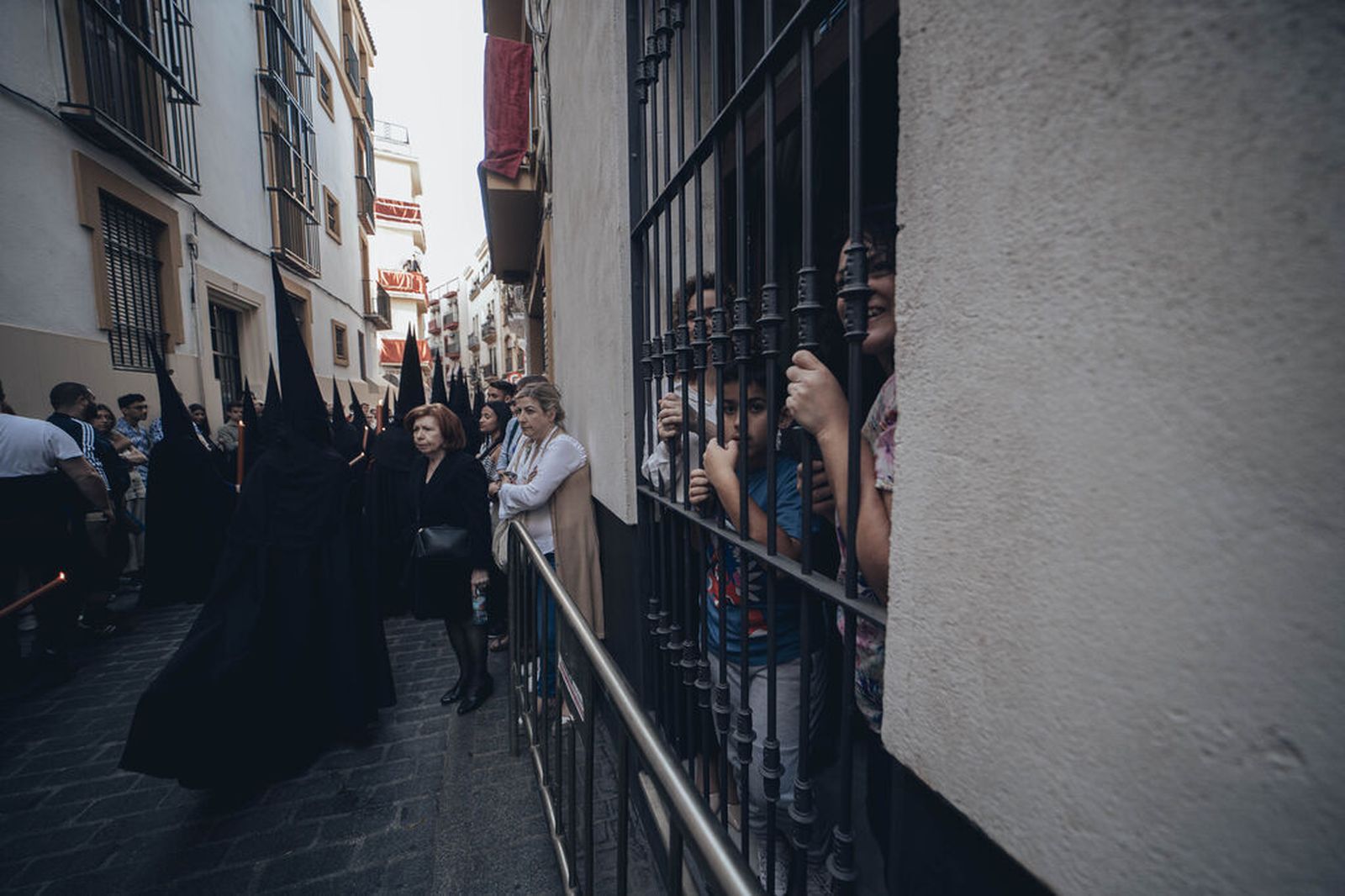 Semana Santa 2023 en Sevilla: Las fotografías del Viernes Santo