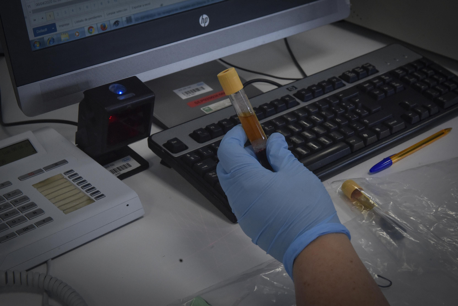 La resistencia en la sanidad andaluza en el Virgen del Rocío: laboratorio general y de urgencias contra el Covid-19