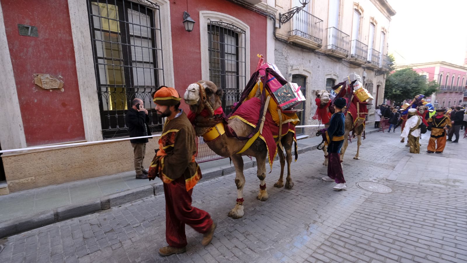 Fotogalería de la Cabalgata de Reyes Magos en Almería