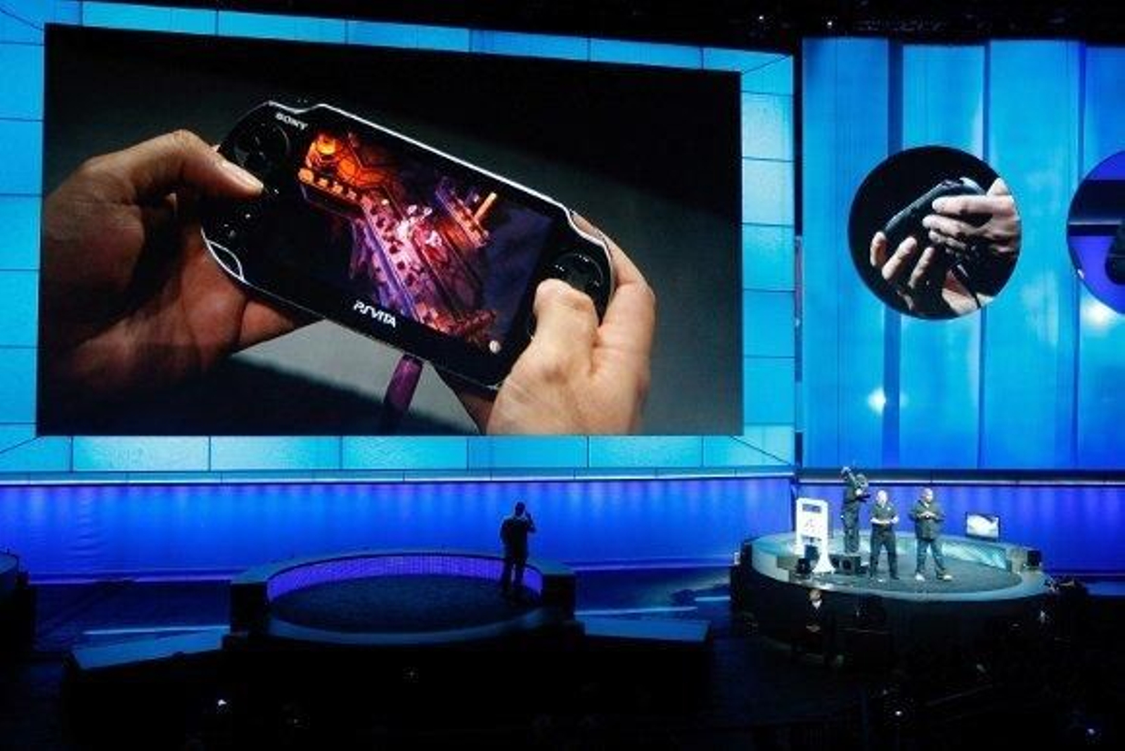 Sony mueve ficha con la PlayStation Vita