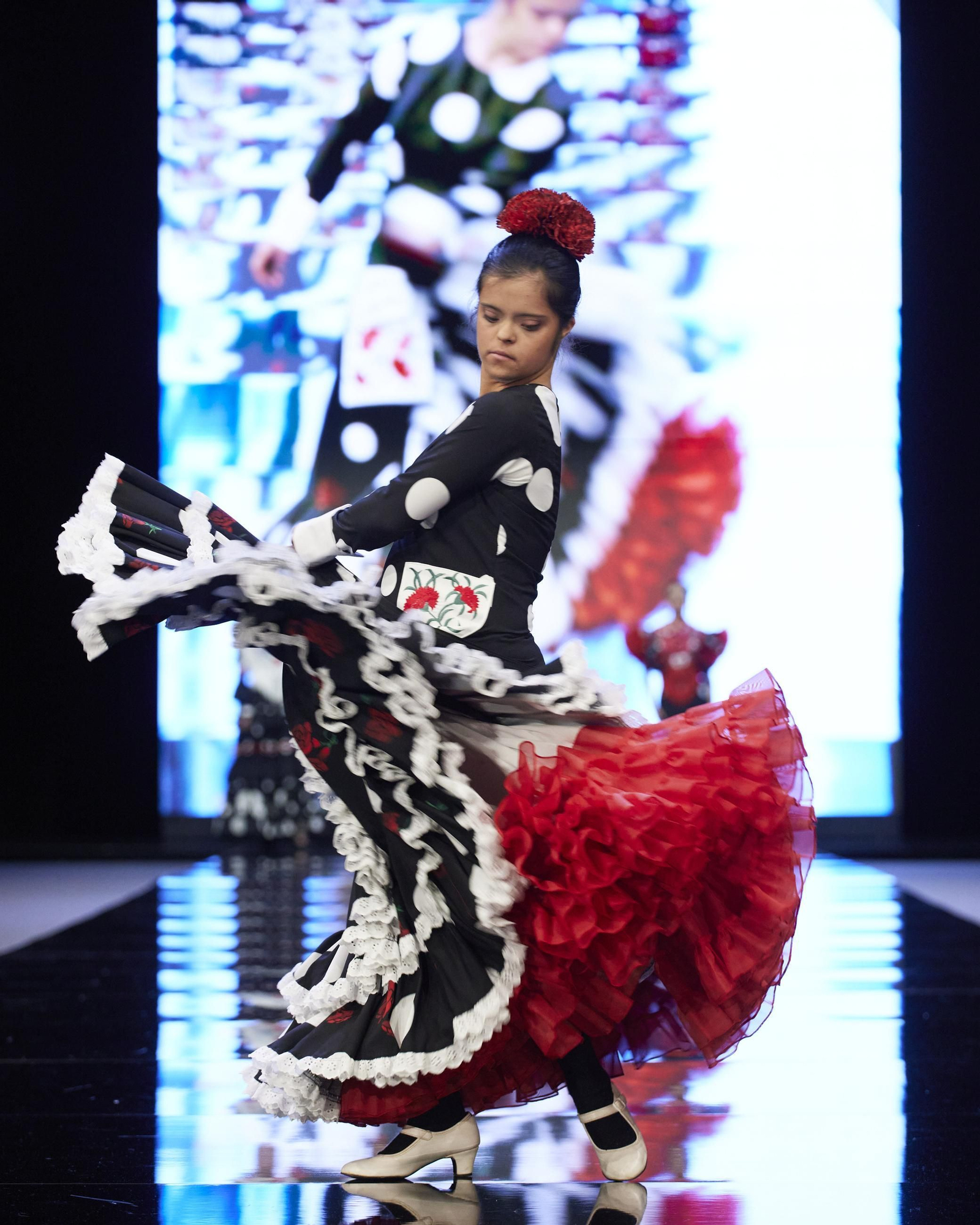 Desfile de Carmen Latorre en SIMOF 2025, todas las fotos