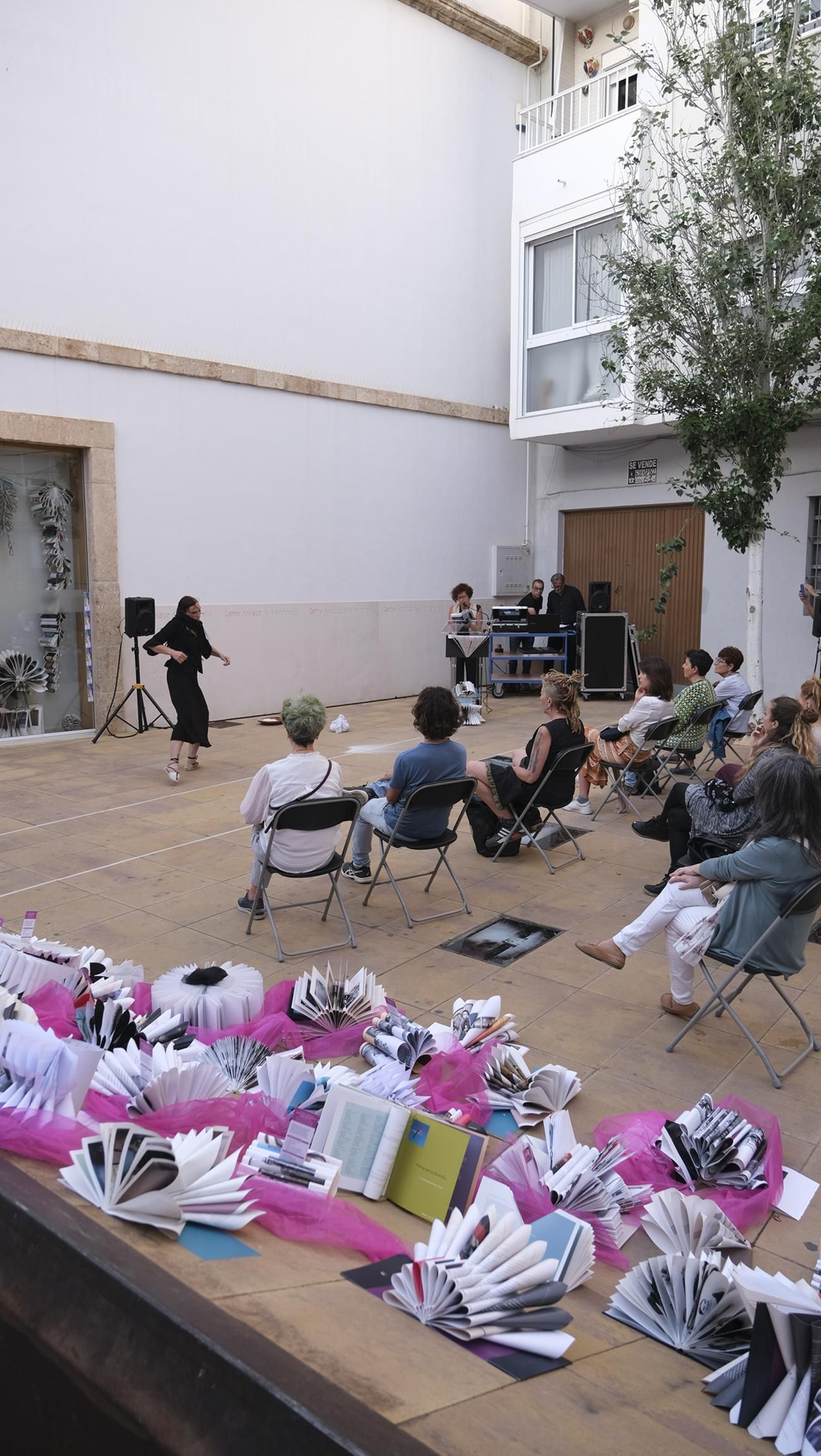 Imágenes de la Noche en Blanco, en Almería