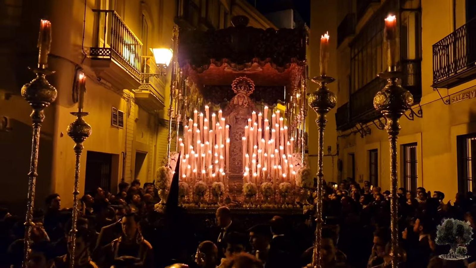 Se suele interpretar todos los años en el regreso de la cofradía de San Pedro