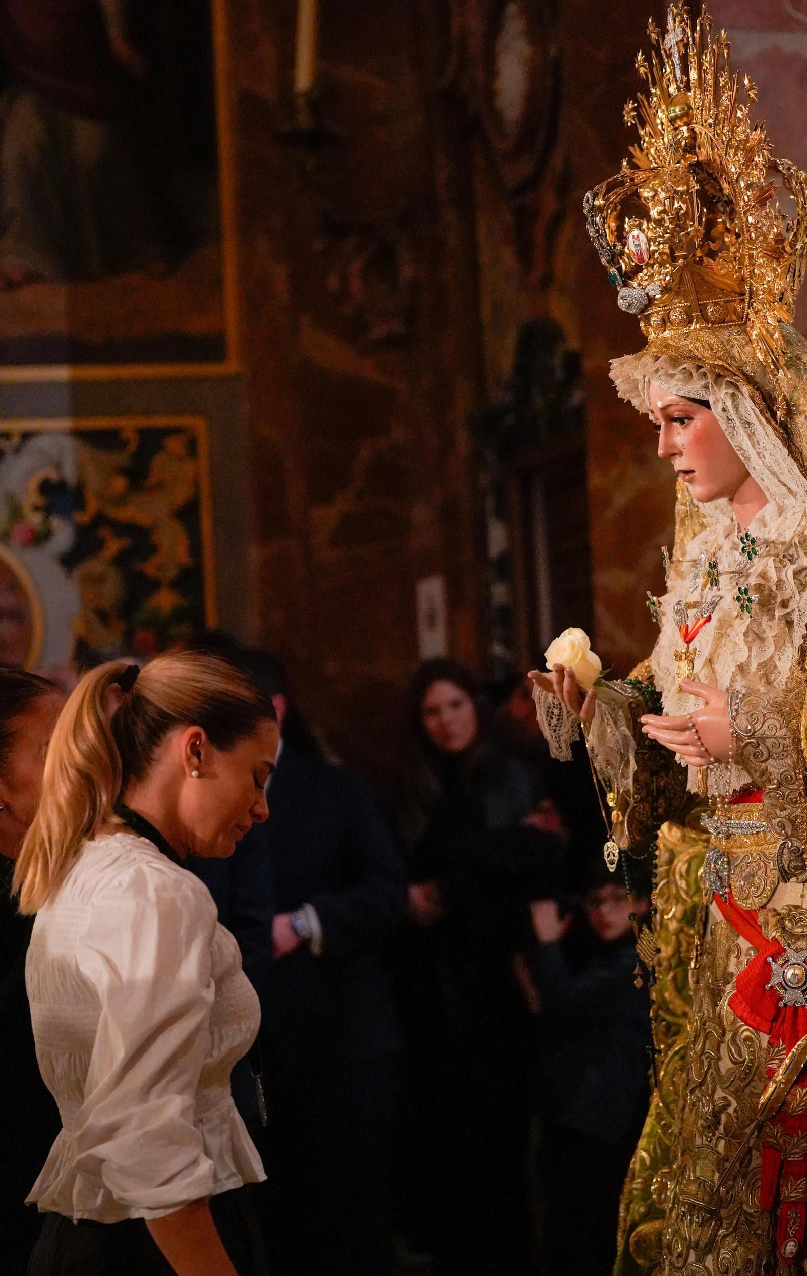 Hubo mucha emoción contenida este lunes de la Inmaculada en la basílica