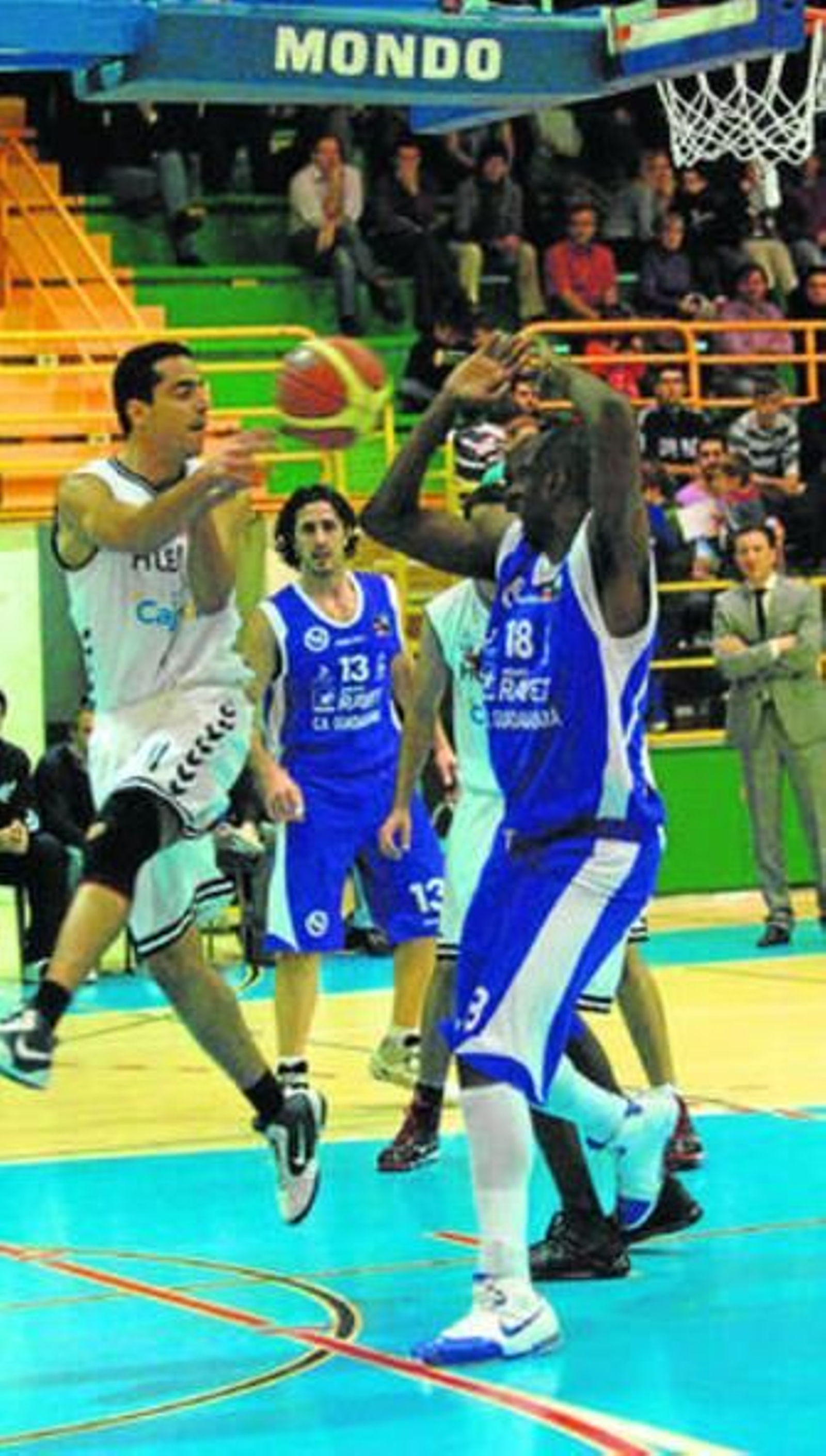 Los onubenses fueron muy superiores a su oponente y dominaron todas las facetas del juego.