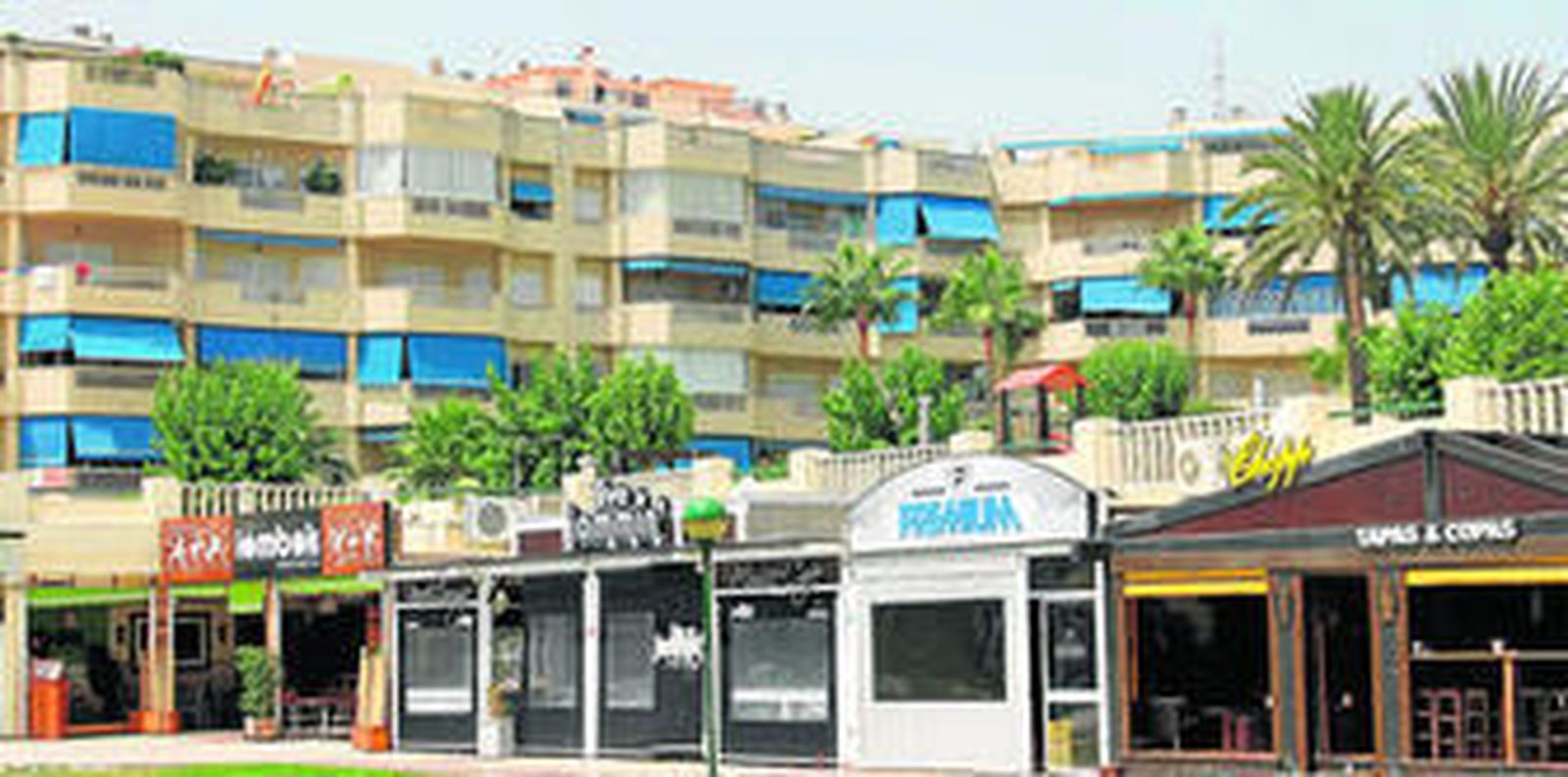 Zona de la fase Alfa de la Mancomunidad de vecinos de Costa Lago, en la zona de Playamar de Torremolinos.
