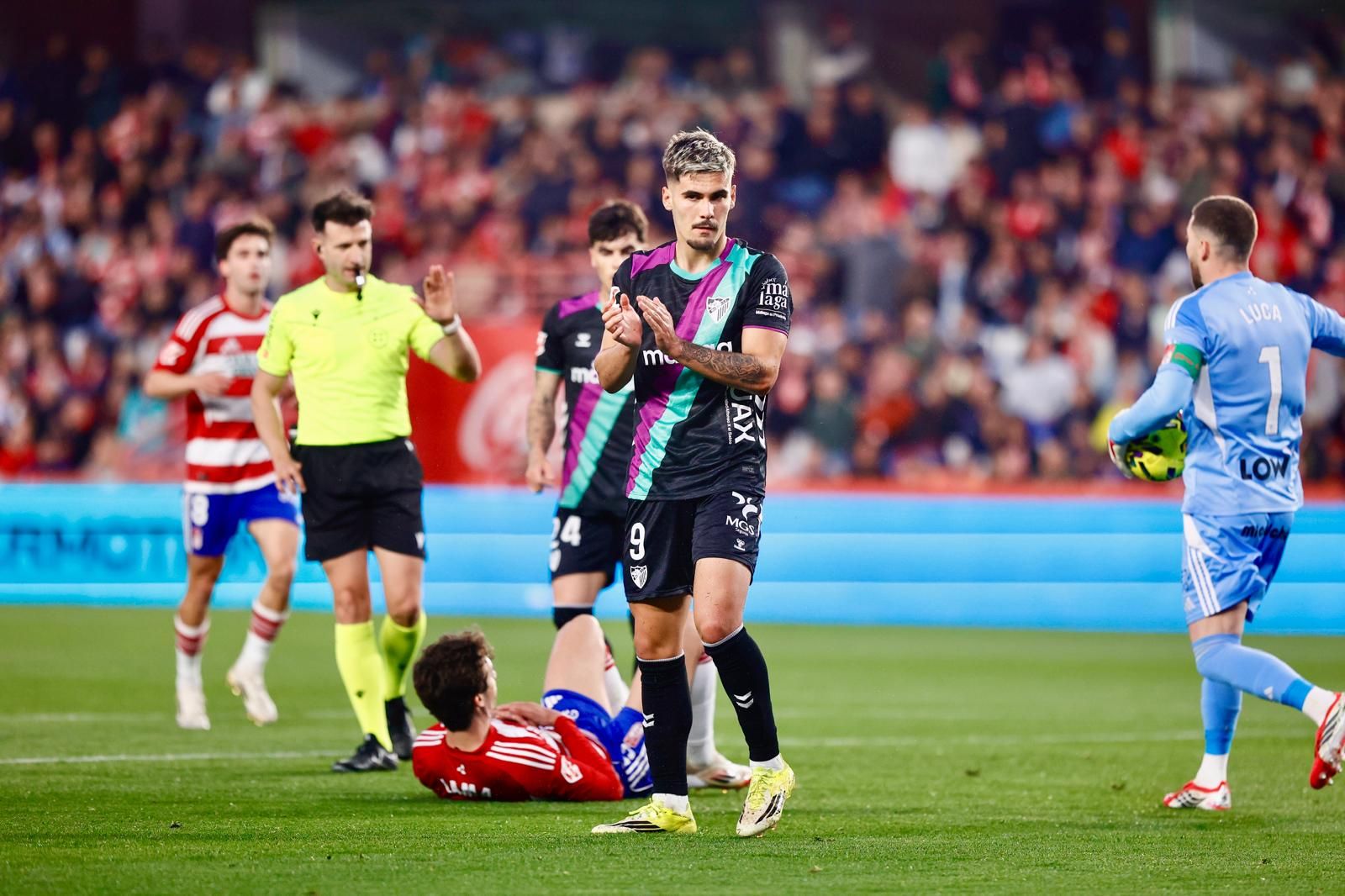 El Granada-Málaga CF, en fotos