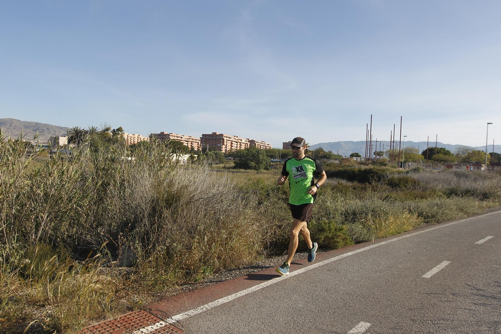 Fotogalería domingo de deporte en coronavirus. COVID-19. Almería