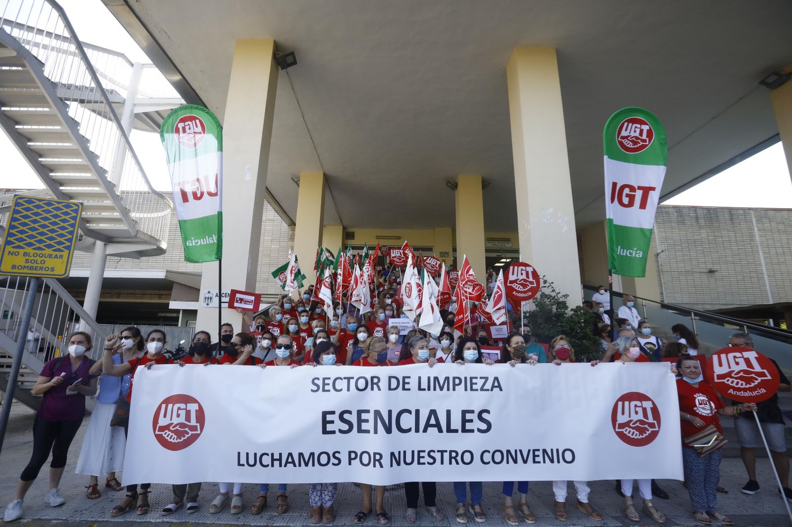 Una de las concentraciones del sector, ante el Hospital Provincial.