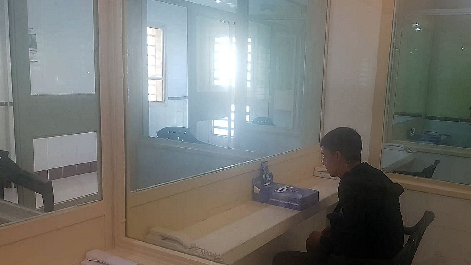 Videollamadas para que los internos contacten con sus lejanas familias