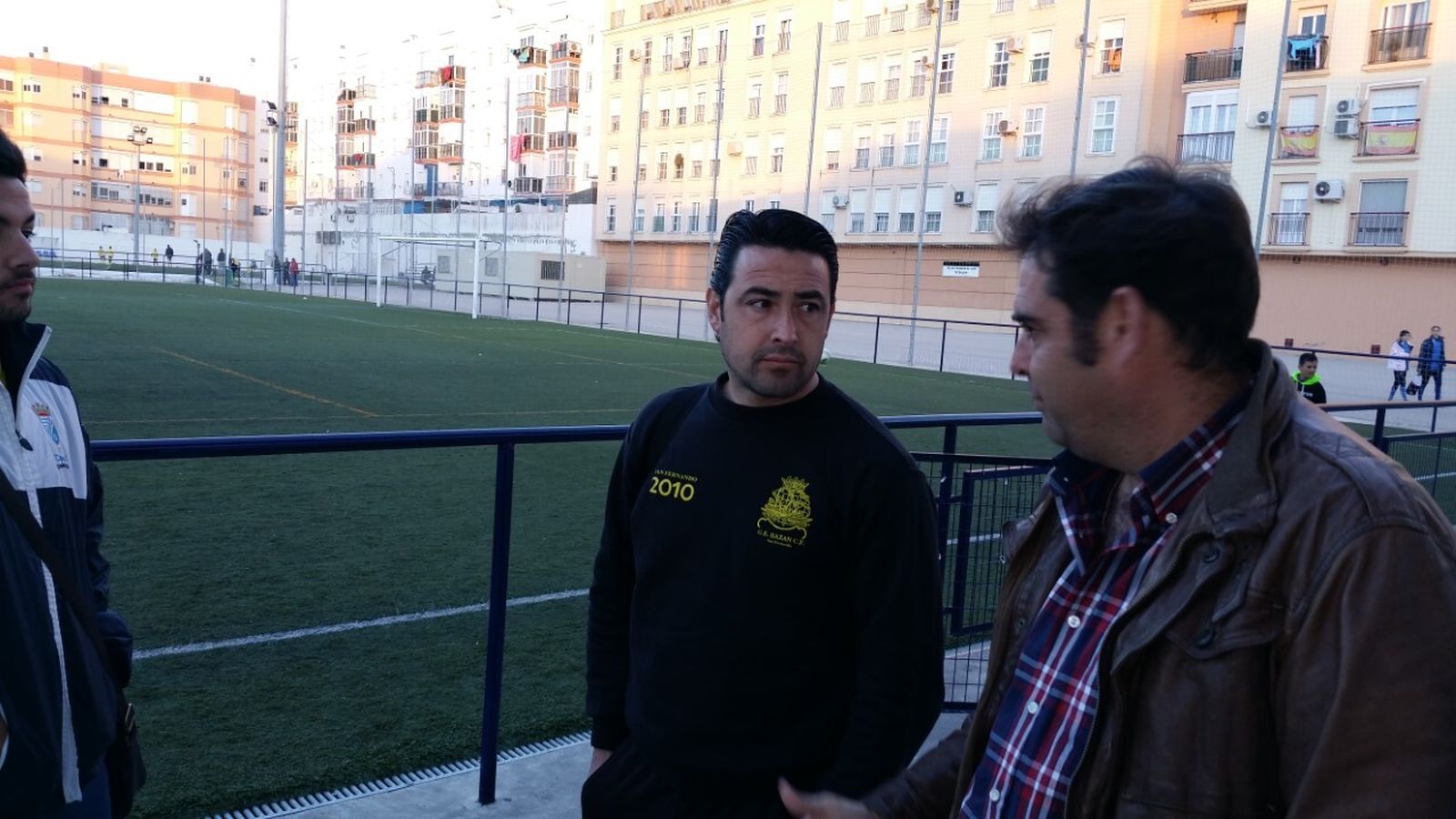 Jesús Pecci (i), con el presidente del San Fernando, Noly, en Sacramento.