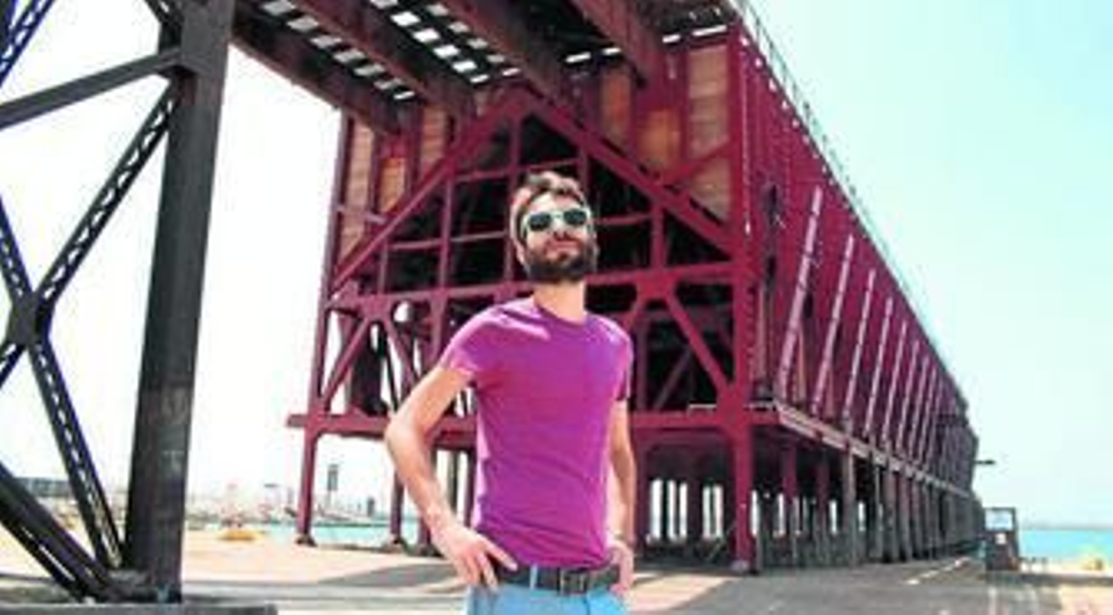 Ángel está orgulloso de nuestra tierra de cine y cree que no es necesario tener que irse fuera para poder hacer grandes proyectos.