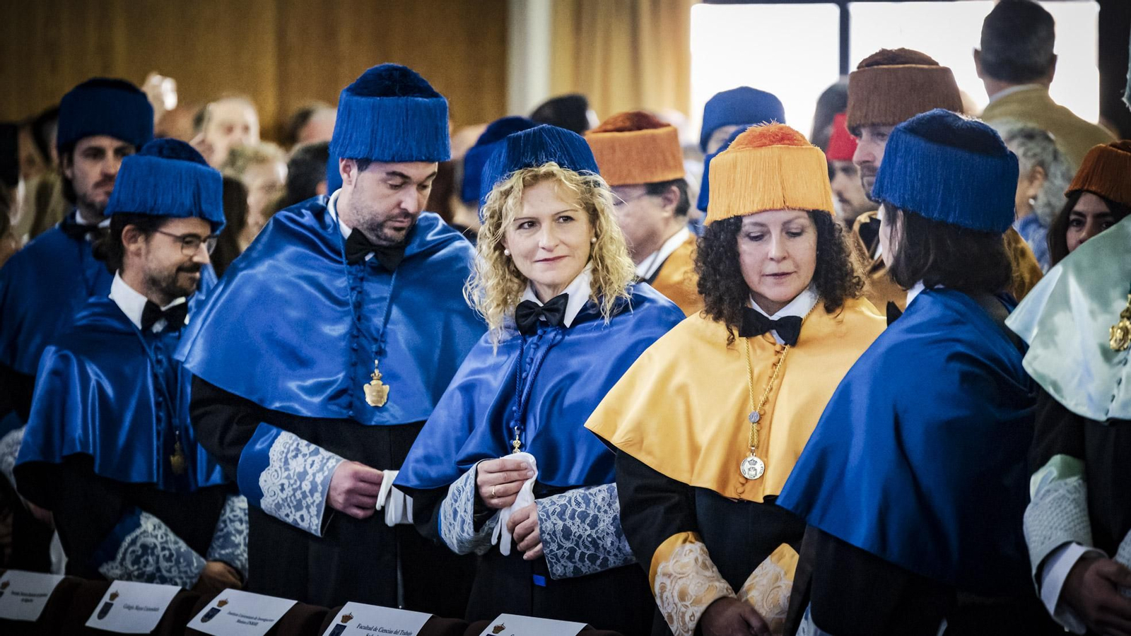 Las mejores imágenes del acto de investidura de doctorados por la UCA