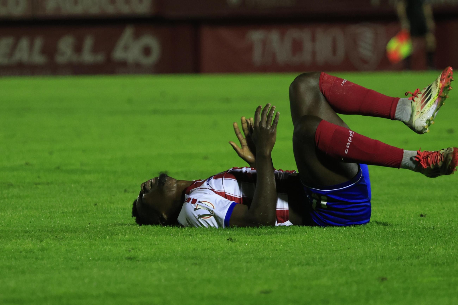 Las mejores fotos del Algeciras - Villarreal B de Primera Federación