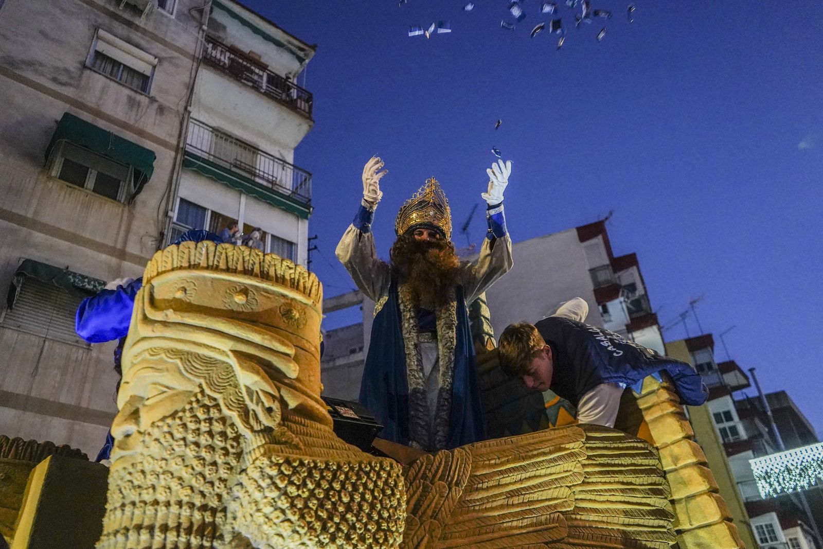 La cabalgata de los Reyes Magos de Granada, en imágenes