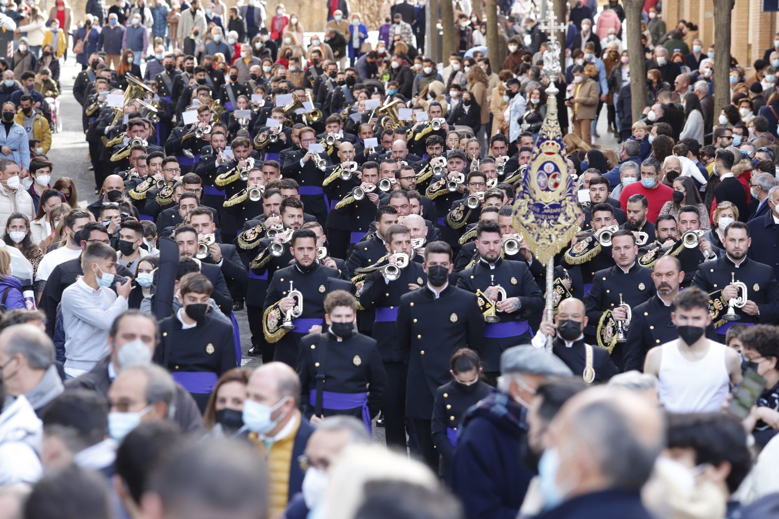 Imágenes del ambiente en la procesión de San Sebastián en Huelva