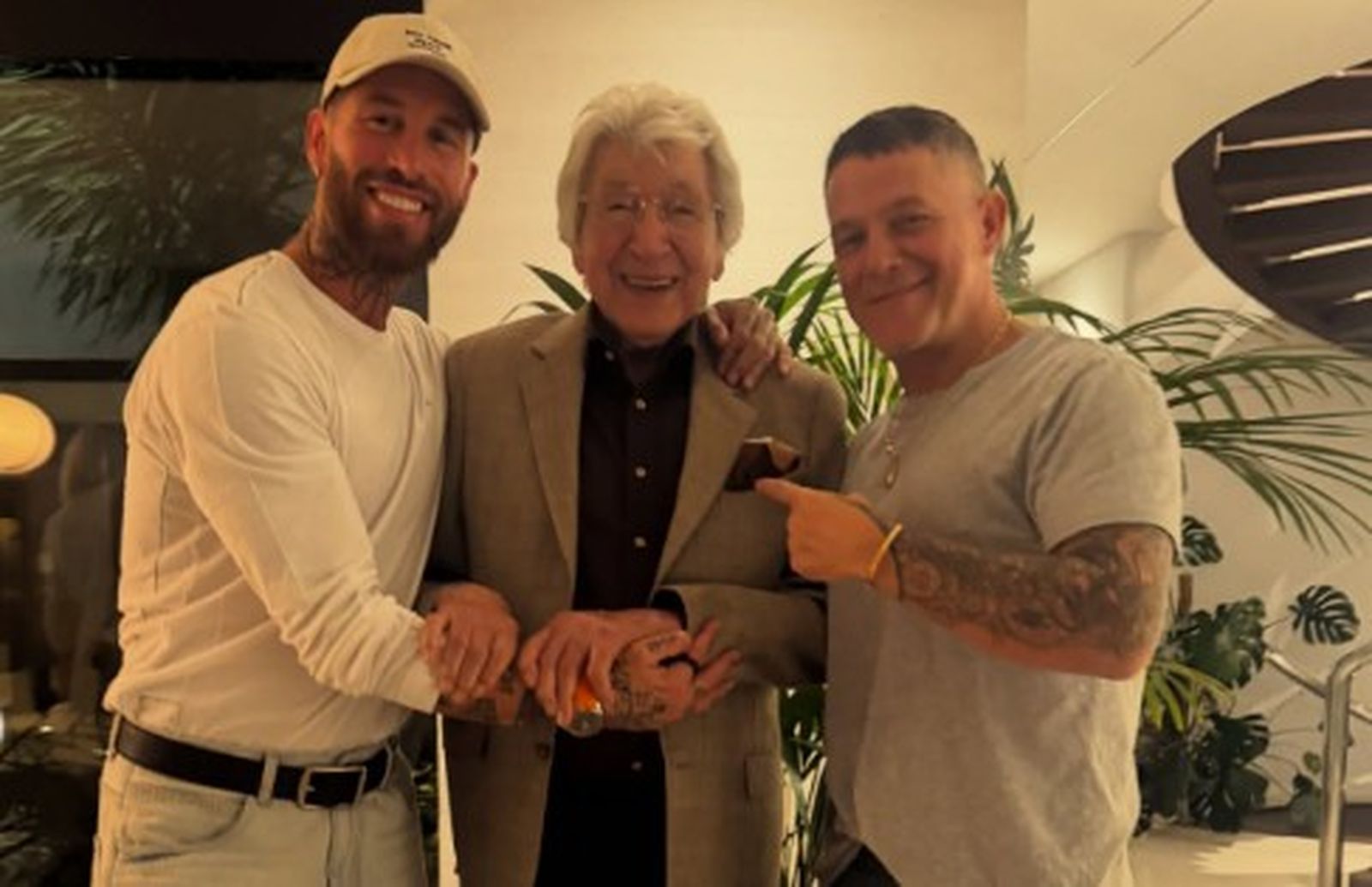 Sergio Ramos, Alejandro Sanz y Manuel Alejandro han compartido una velada.