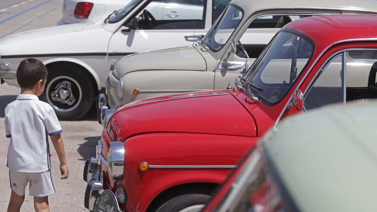 Fotos de la concentración de coches clásicos en La Línea
