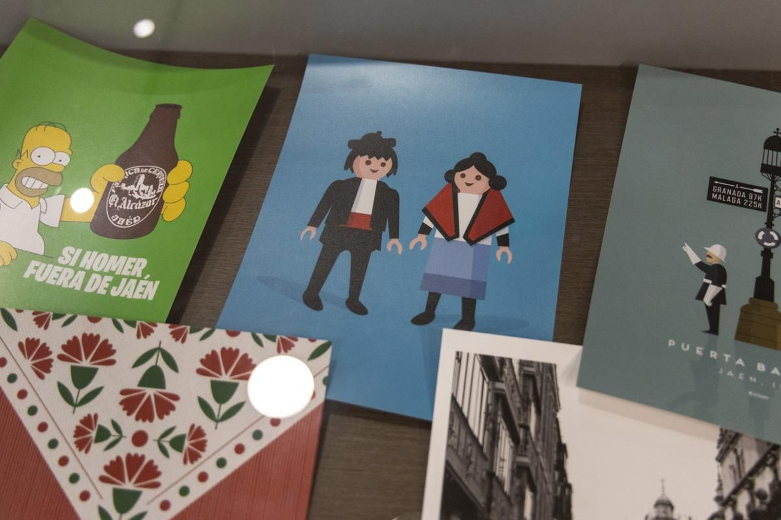 El Creata celebra 20 años en activo con esta exposición llena de guiños a Jaén en Azur