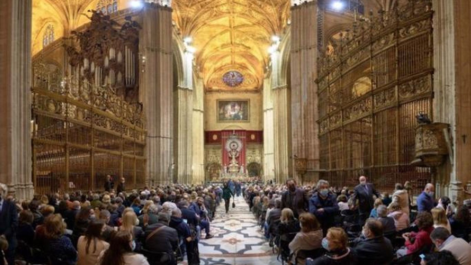 La Real Orquesta Sinfónica de Sevilla interpretando 'El Miserere' de Eslava en la Catedral
