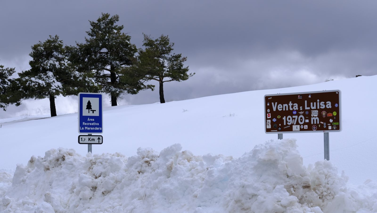 Imágenes del temporal de nieve en la provincia de Almería.