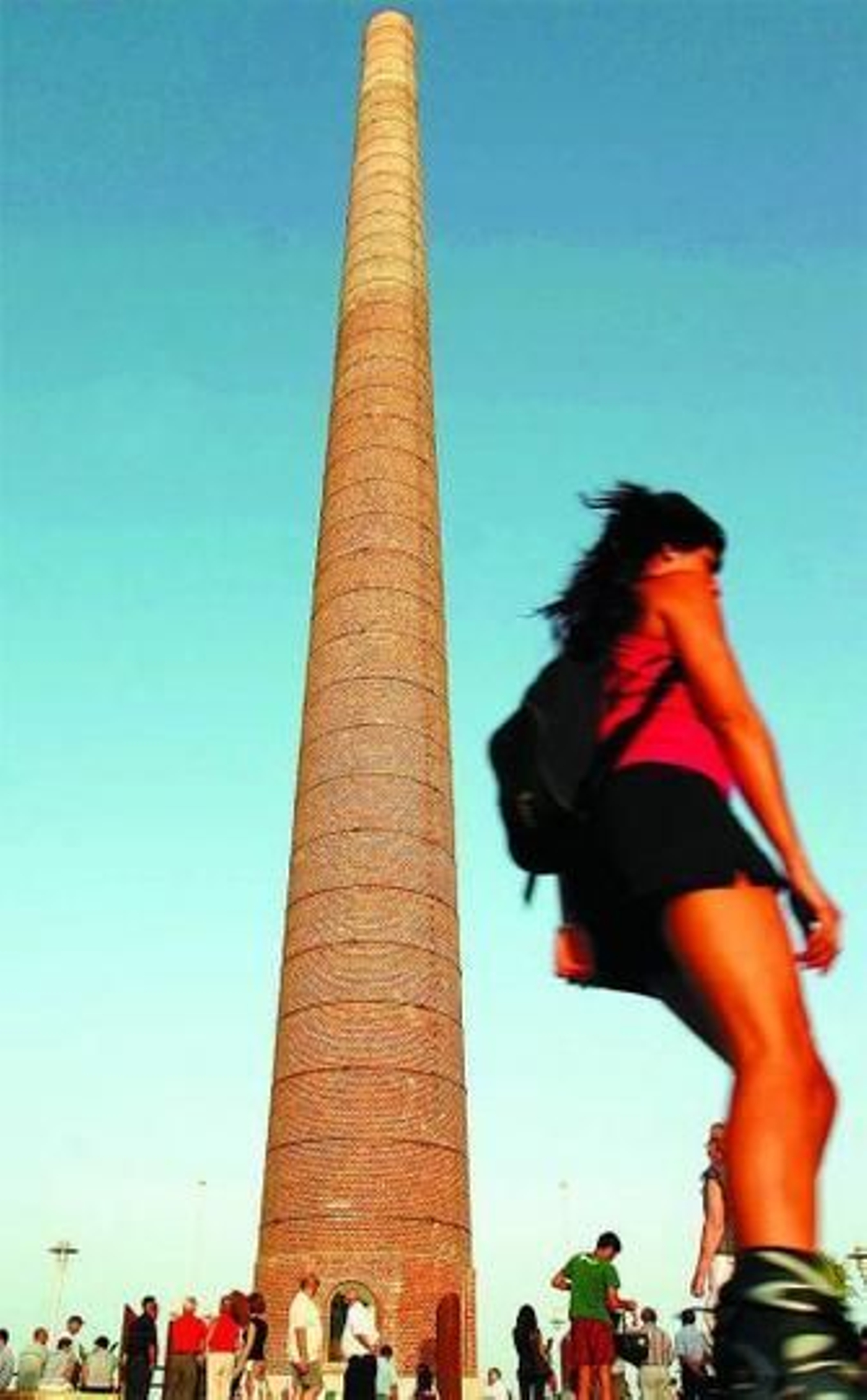 Imagen, ayer, de la torre 'Mónica' restaurada.