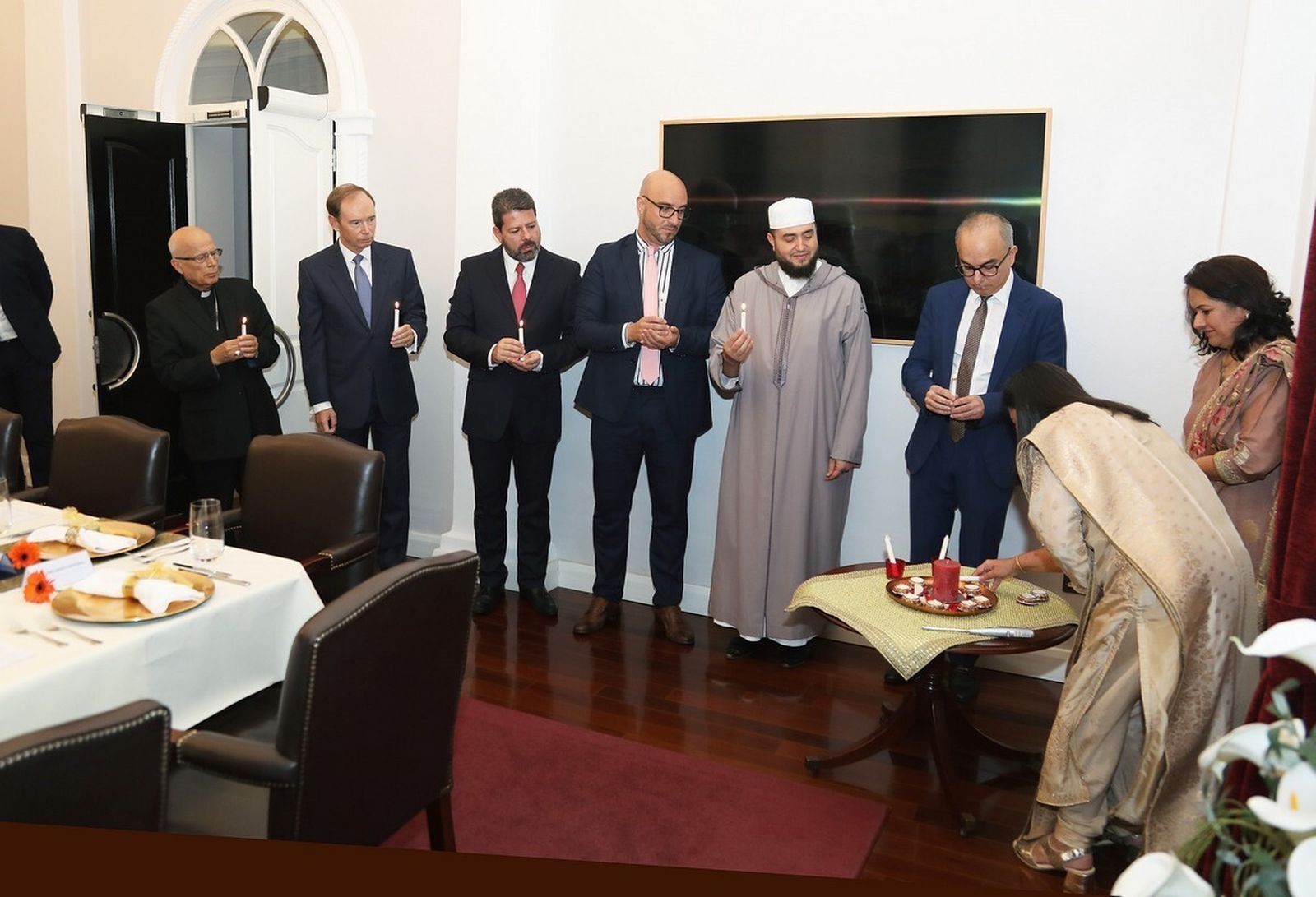 Representantes de las comunidades religiosas de Gibraltar, en el Diwali hindú.