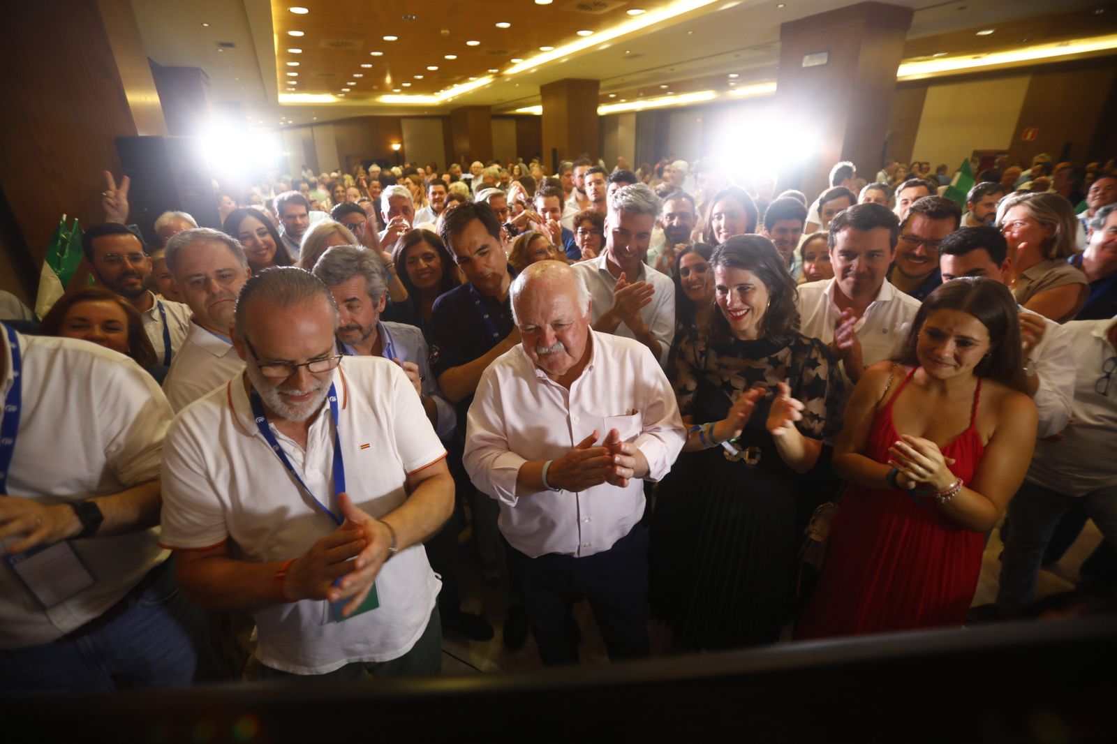 Las fotografías de la fiesta del PP de Córdoba tras su histórica victoria en las elecciones andaluzas