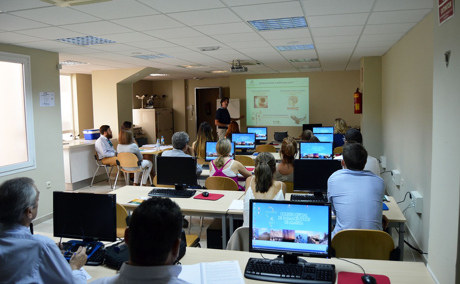 Alumnos durante el curso.