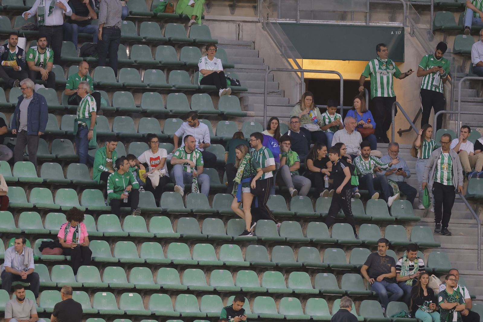 Búscate en las fotos de Betis-Getafe