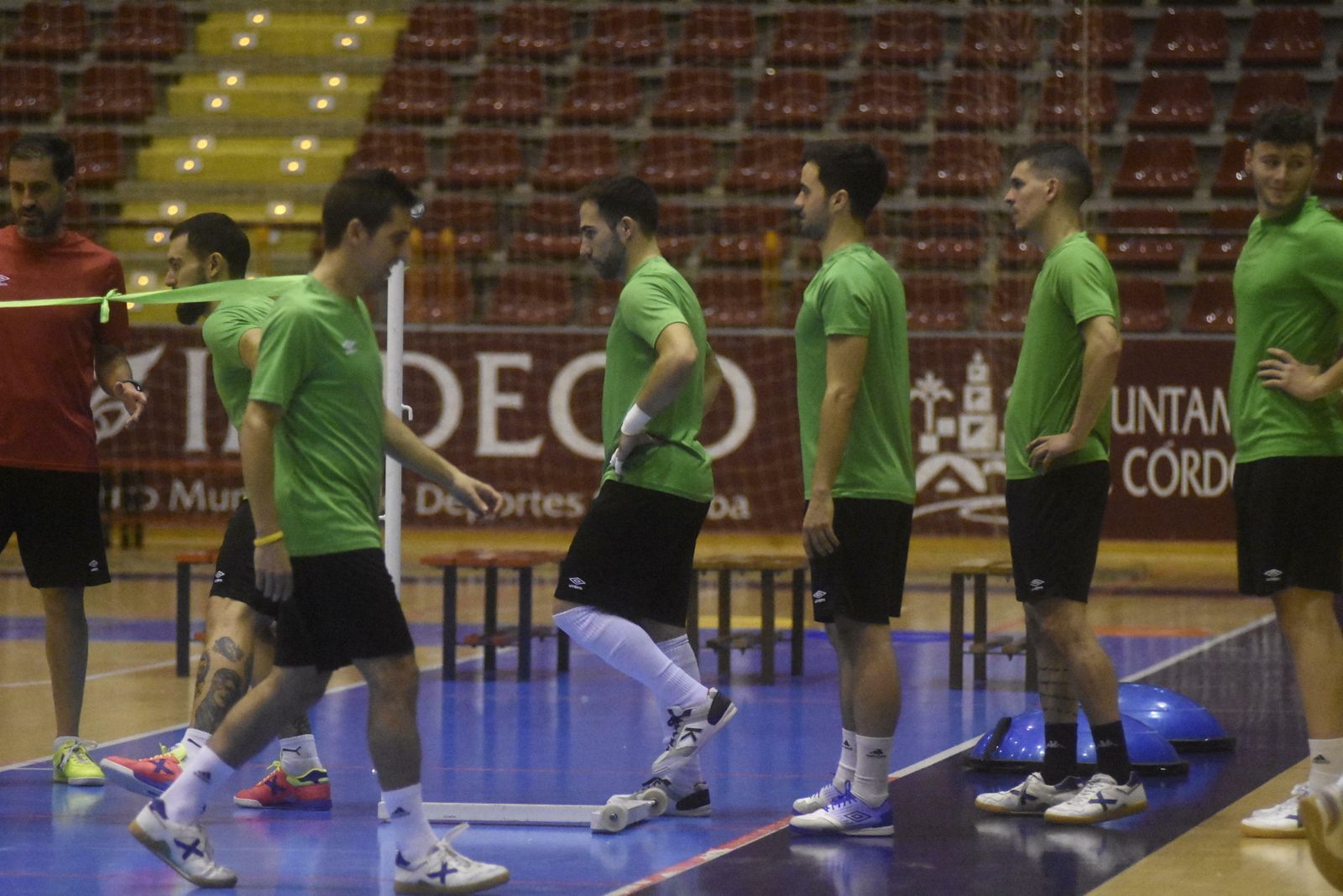 Los jugadores del Córdoba Patrimonio de la Humanidad, durante un entrenamiento.