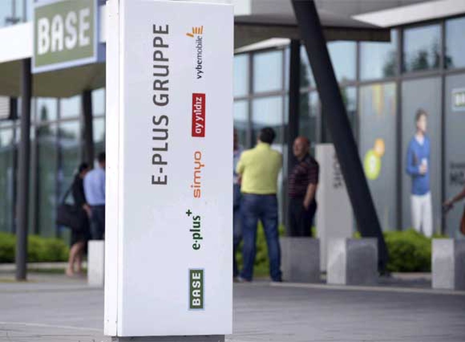 Telefónica logra el apoyo de América Móvil para la adquisición de E-Plus a KPN