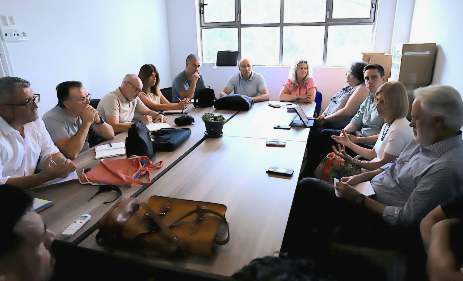 Reunión de la alcaldesa con el comité de empresa de autobuses urbanos.