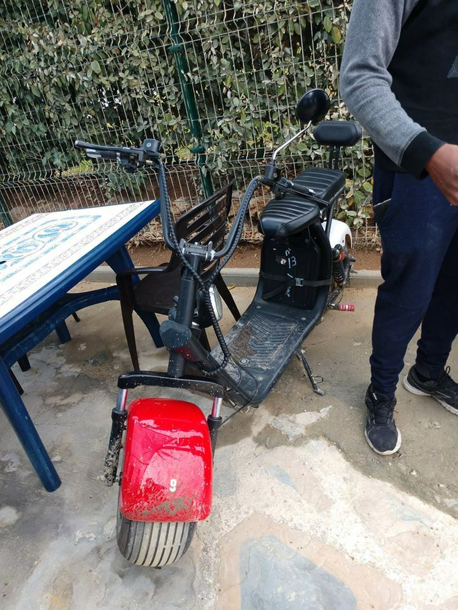 La moto eléctrica que ocasionó el atropello