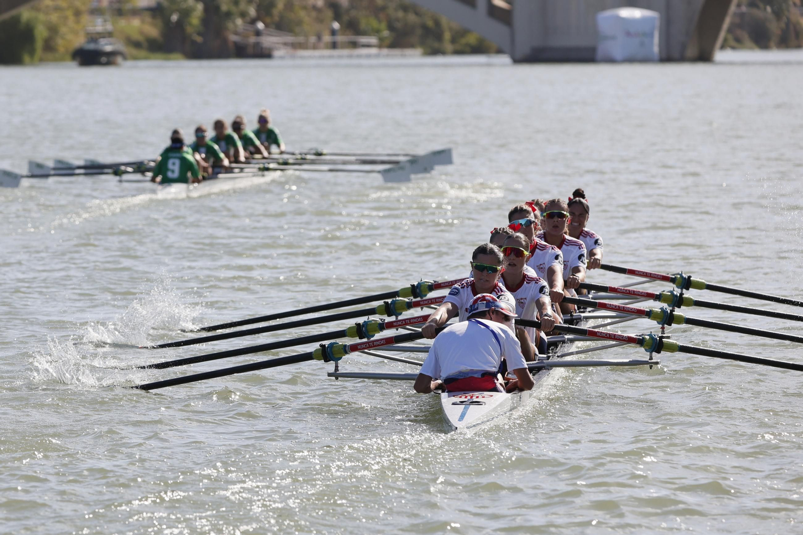 Las imágenes de la regata Sevilla-Betis