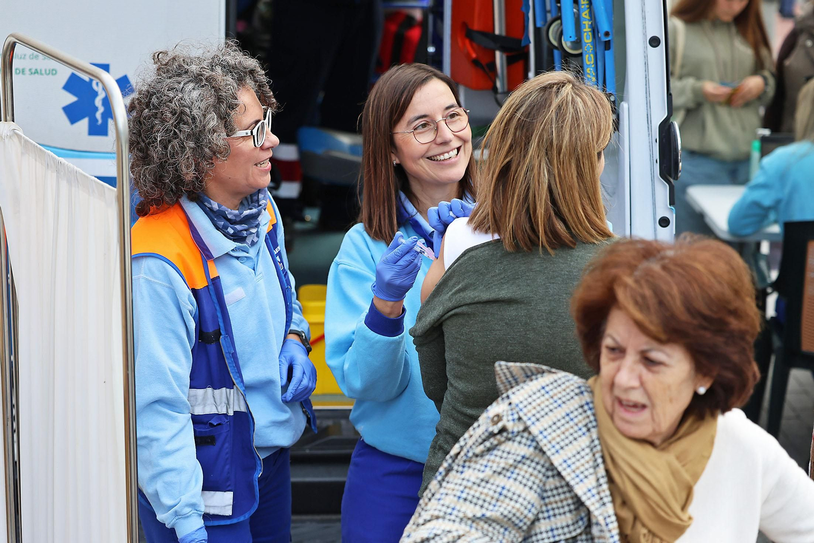 Imágenes de la jornada de vacunación sin cita frente a la gripe y el Covid-19