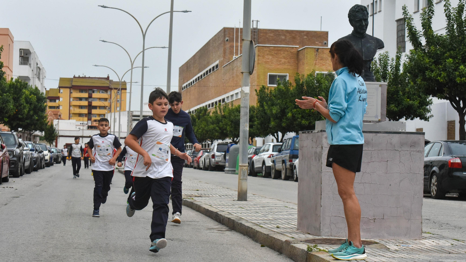 Fotos de la carrera contra la leucemia del Colegio Salesianos de La Línea