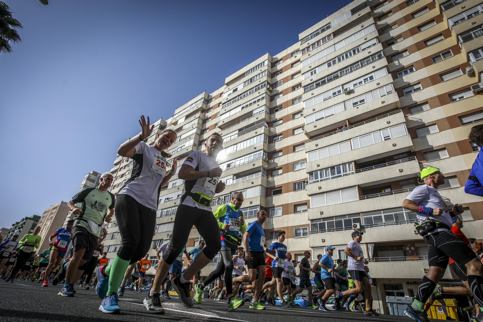 Imágenes de la Media Maratón Bahía de Cádiz