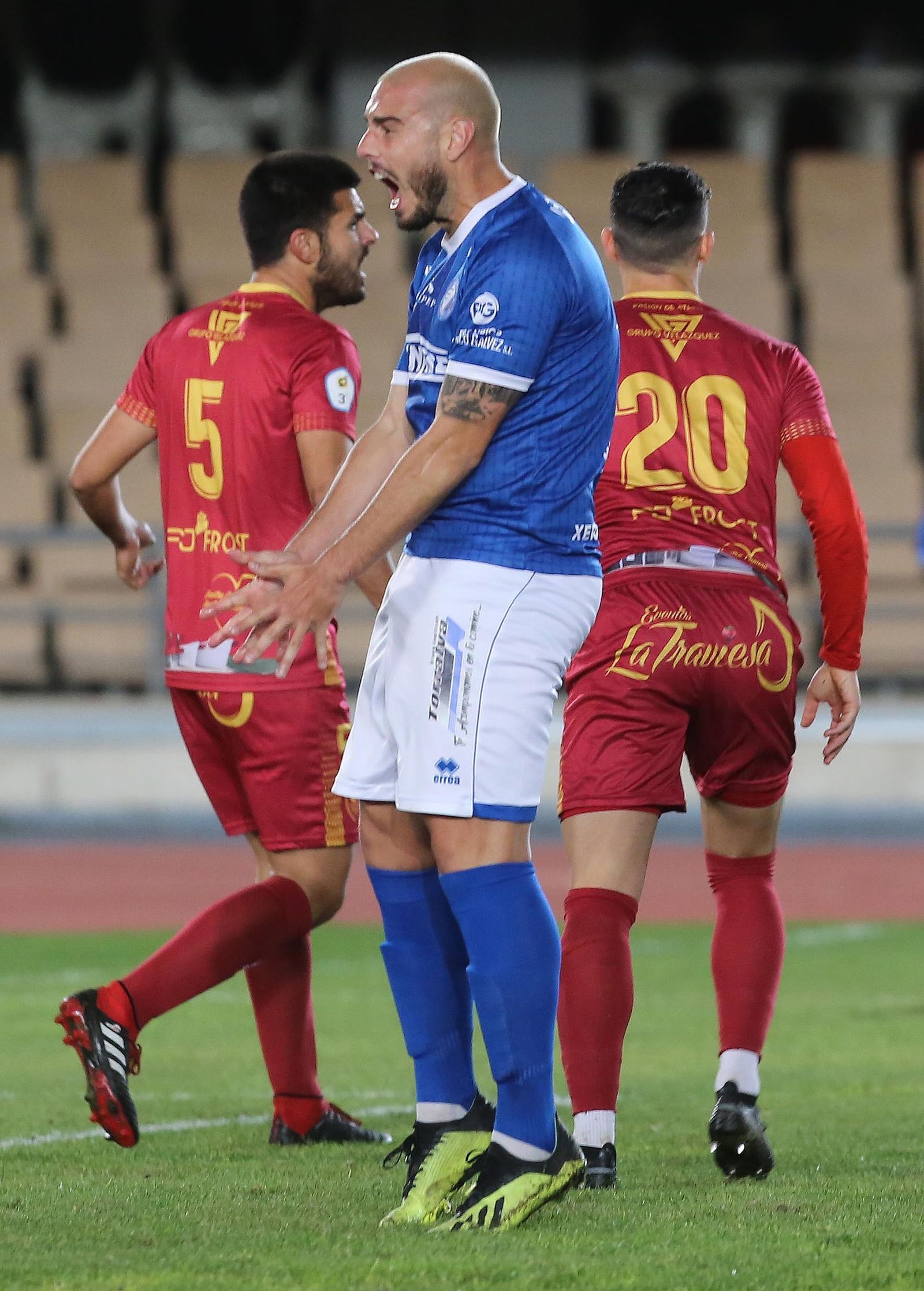 Imágenes de la derrota del Xerez DFC contra el Antoniano en Chapín