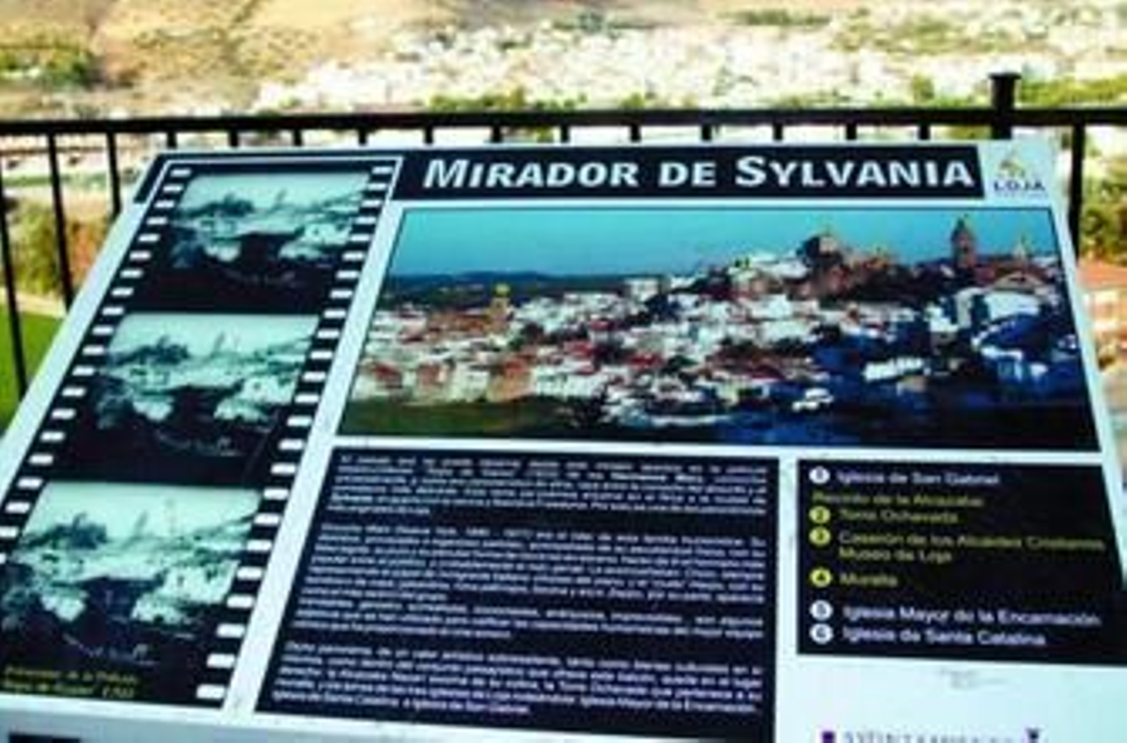 1 y 2. El Mirador de Sylvania, que recrea el rodaje de la película 'Sopa de ganso' de los Hermanos Marx porque el póster de la película que aparece como la ciudad de "Sylvania" es en realidad una imagen del paisaje de Loja que se ve desde el mirador,  / Fotografía: Lidia M. Ucher