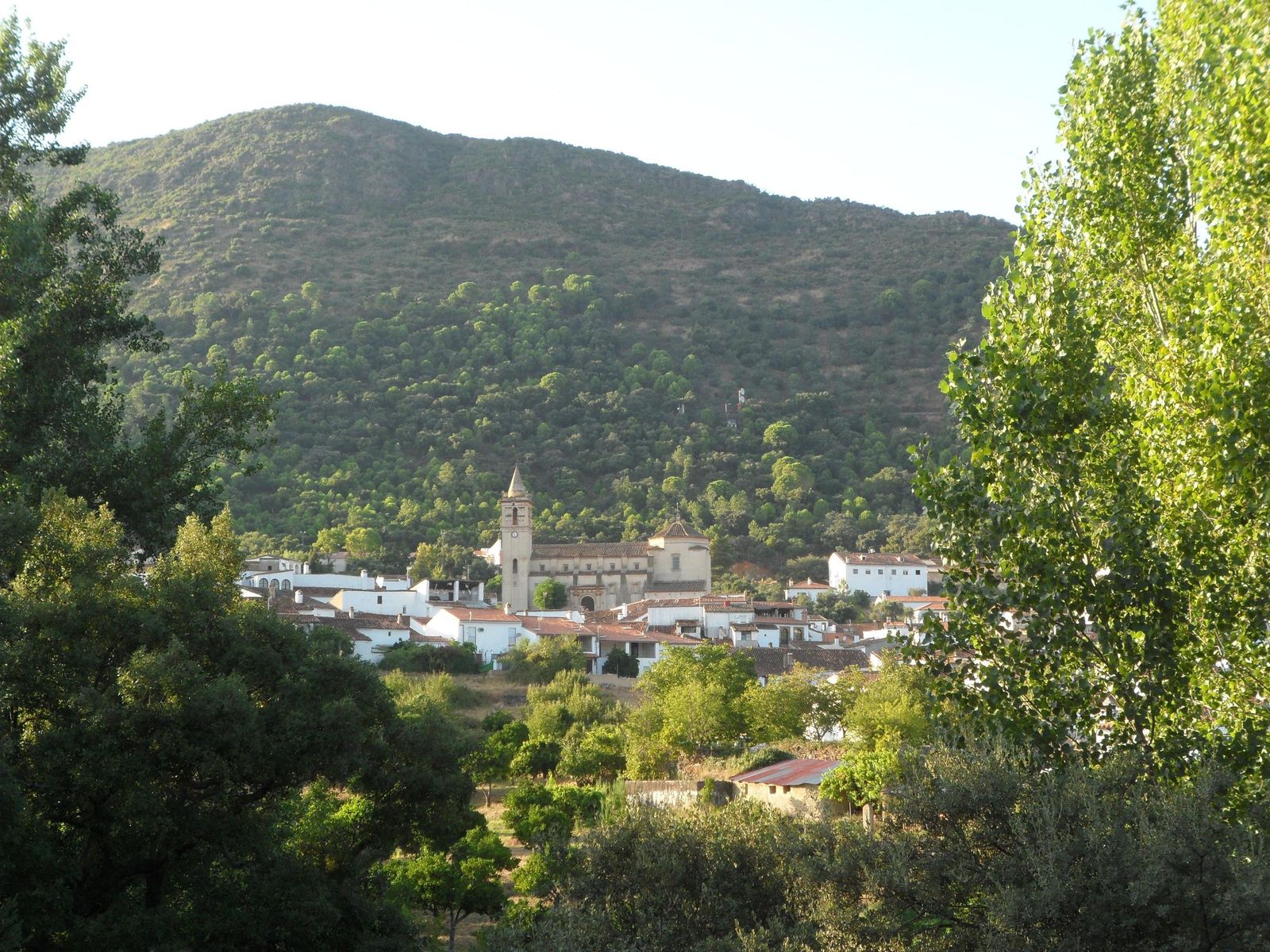 El pueblo onubense más bello de Andalucía, un valle escondido en la naturaleza