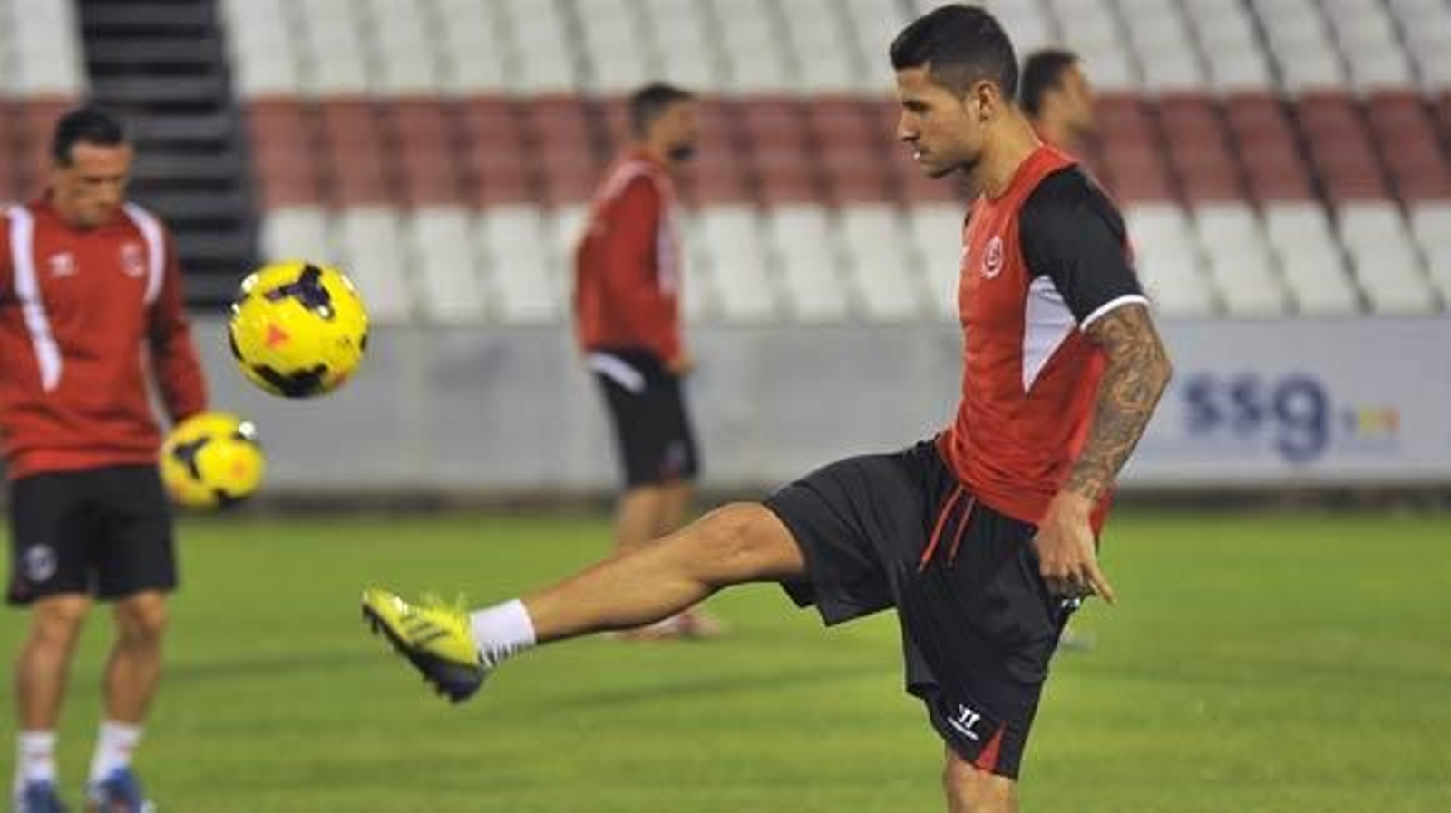 Vitolo estará un mes de baja por un esguince de tobillo
