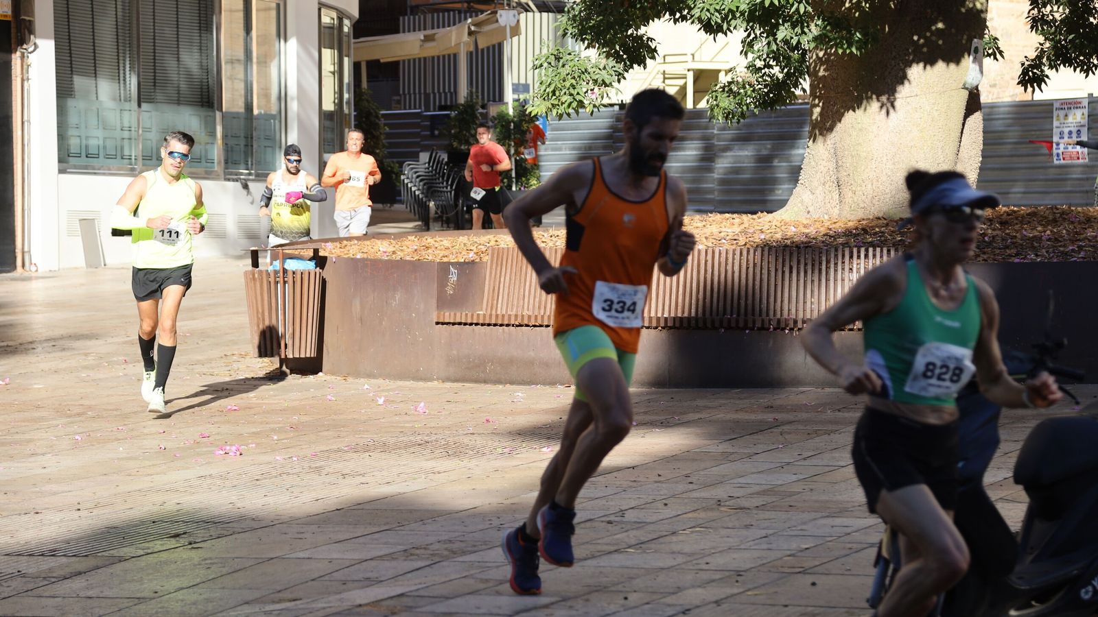 Búscate en las fotos de la Carrera de la Prensa en Málaga