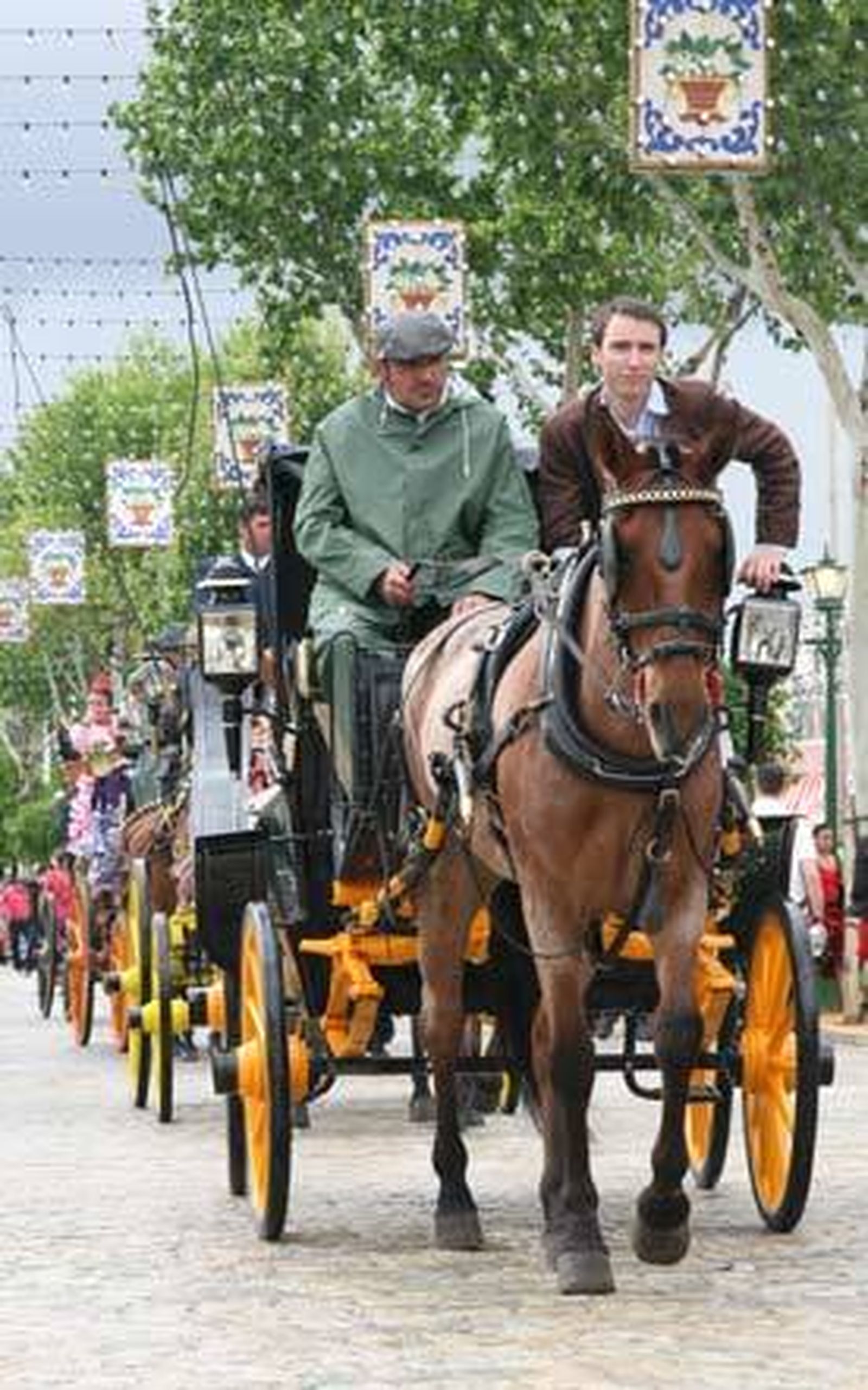 Eolo se pasea en coche de caballos