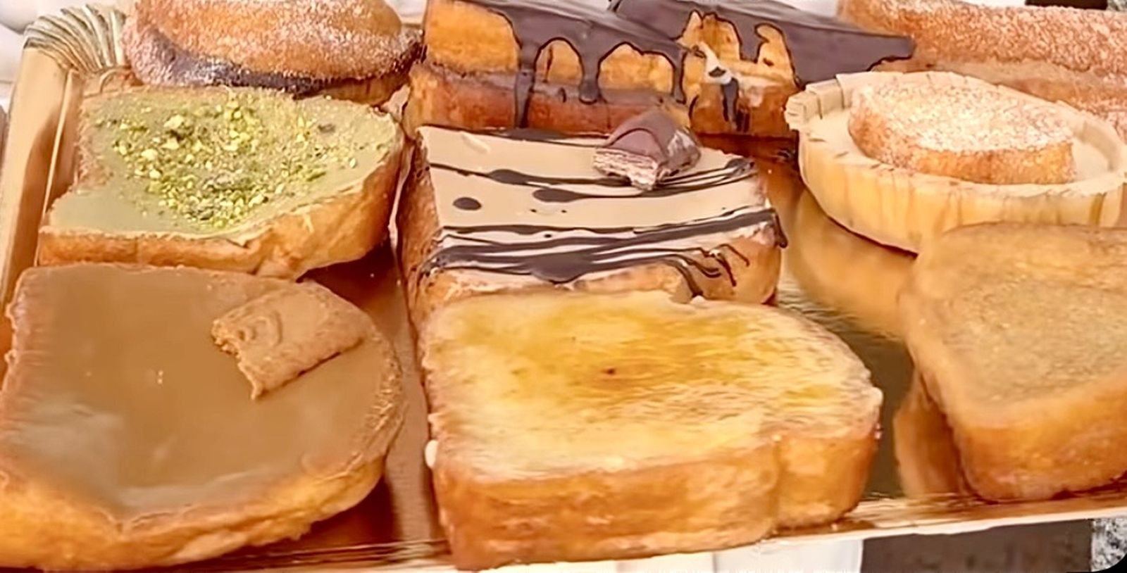 Sus hornazos y torrijas adquieren su merecido protagonismo por estas fechas